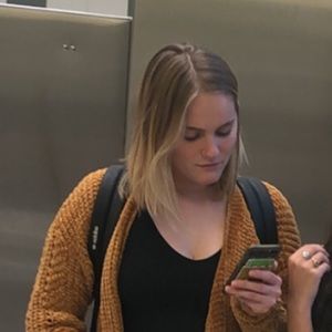 Meet your Posher, Monica